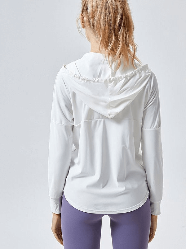 Back view of a woman wearing a white lightweight jacket with hood, perfect for yoga and running, highlighting breathable and quick-dry fabric.
